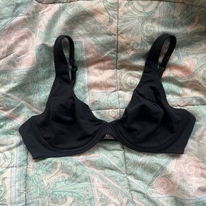 Victoria’s Secret Body by Victoria black vintage Y2K bra